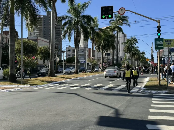 Avenida 85 com Onda Verde