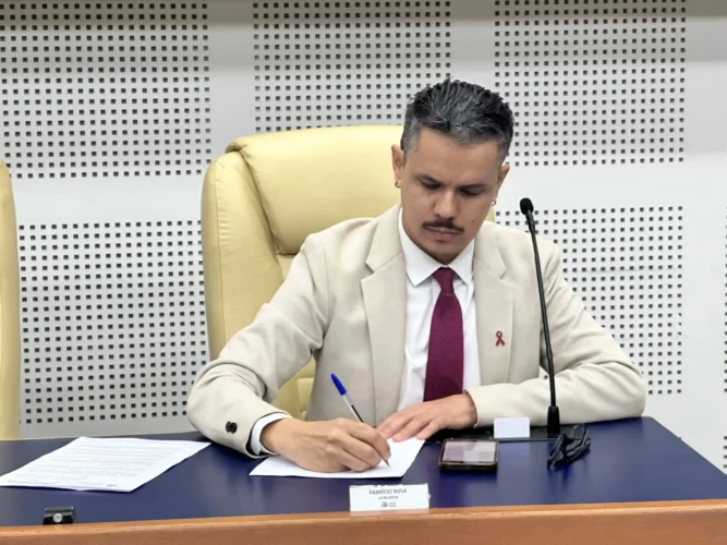 instalação de abrigos em pontos de ônibus